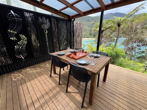 Haven Cabin - No road access - just a boat ride away in Endeavorinleta