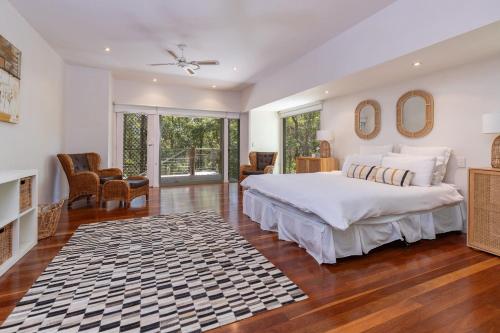 Karingal just minutes from Blueys Beach in Pacific Palms