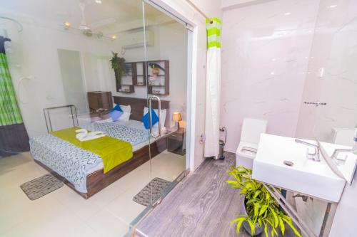 Cinnamon Airport Residencies. in Negombo