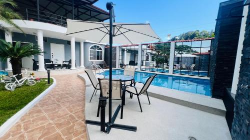 Casa Vacacional con piscina