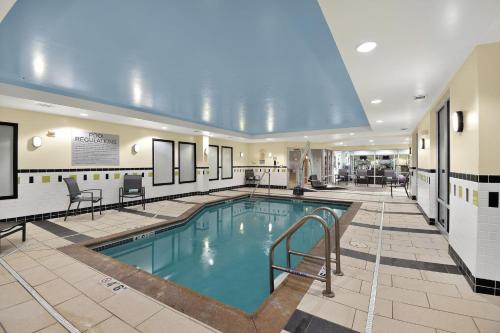 Úszómedence, Fairfield by Marriott Inn & Suites Omaha Downtown in Omaha (Nebraska)