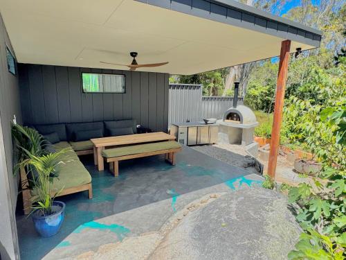 Coastal Garden Escape - Spa - Pizza oven in Moruya