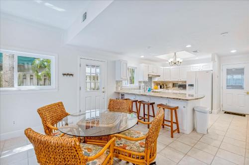 7660 Ridgewood Ave in Cape Canaveral, USA