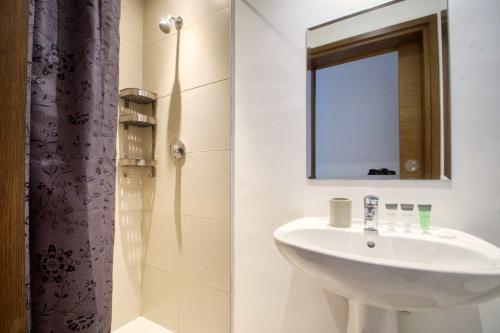 Spacious 2BR City Walk Near Dubai Mall & Coca-Cola Arena - image 13