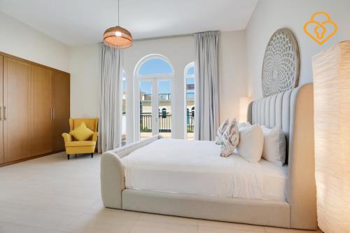 keysplease 4 BR Villa private pool Jumeirah Park - image 12