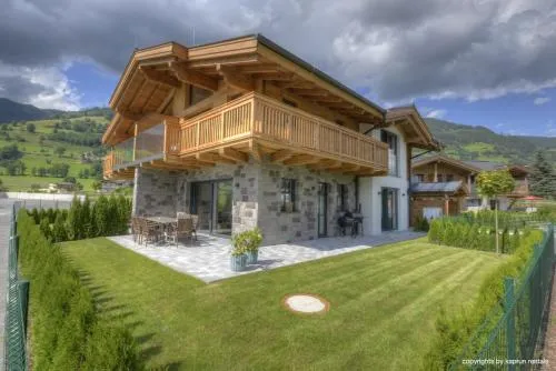 Deer & Dear Luxury Chalet in Piesendorf, Österreich