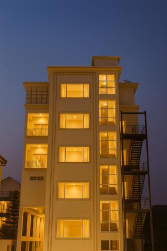 Xenious Opulent Hamirpur