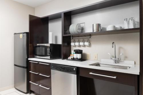 Home2 Suites by Hilton Ridgeland - image 2