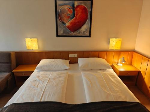 1 queen bed