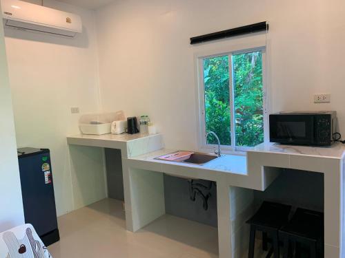 Fantasy Hill Bungalow – Karon Beach, WY