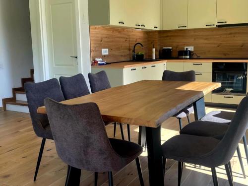 Vila Chalet Modern Poiana Vladesei in Skrinda Frasineta