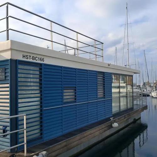 Hausboot Sonnenwelle mit Dachterrasse in Flensburg, Deutschland