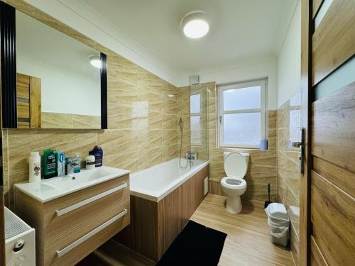3 bedroom luxury Apartment in Prestwick