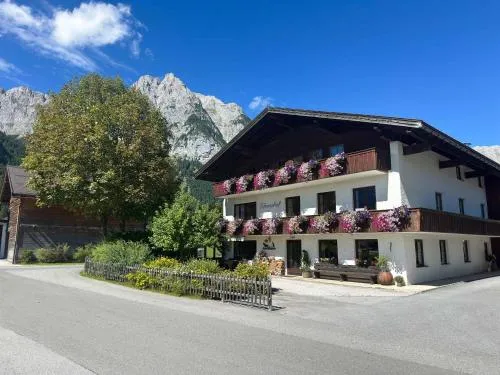 Ahrnerhof in Leutasch, Österreich