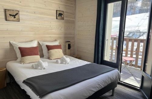 1 double bed