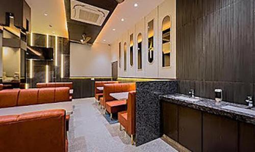 ห้องอาหาร, Hotel Ascent Star Inn Near Mumbai International Airport in มุมไบ
