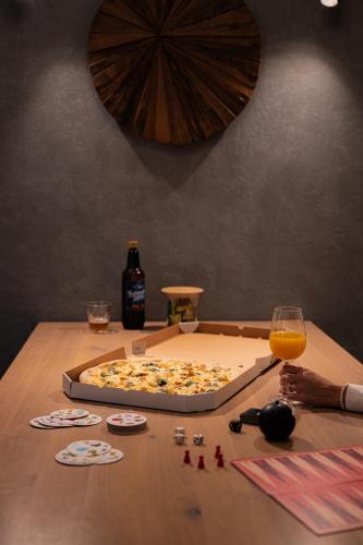 Shared lounge/TV area, ART HOSTEL in Dvur Kralove Nad Labem