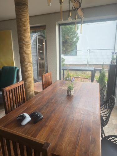 House of Freedom with Sea view sauna and jacuzzi in Smolno