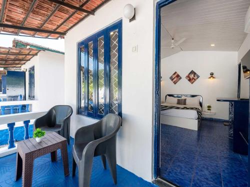 לובי, Palette Santorini Cabins | Cottages | Pool | Mountain View | Lonavala in לונבאלה