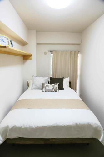 501Room,Elevator to the 5th Floor Two Bedroom Apartment Near Tokyo Tower with Direct Train Access to Haneda Narita Airports and Asakusa