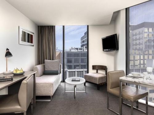 2 bedrooms, 3 beds