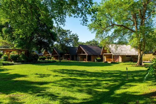 Hippo Hollow Country Estate Room Type - Chalet with River View