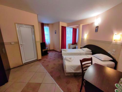 Hotel Akvaya - image 10