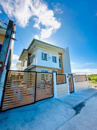 Casa VLOM Staycation, Roxas City