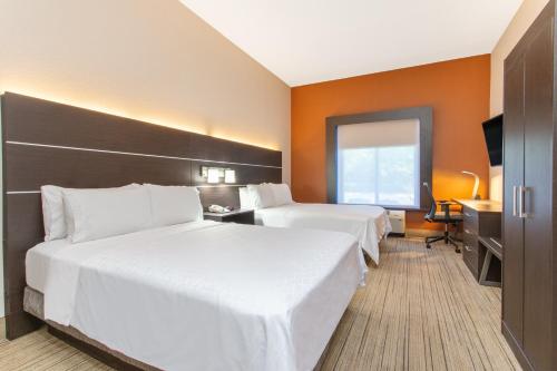 Holiday Inn Express Silver Springs - Ocala by IHG in Silver Springs, USA