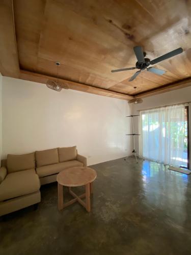 Instalaciones, Malinka House in Santa Monica