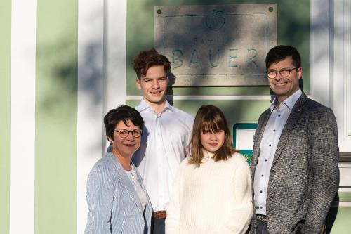 Weingut Familie Bauer