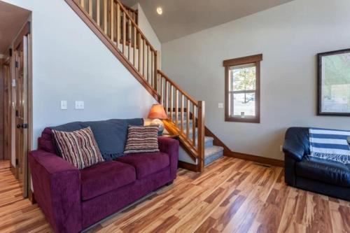 Inviting Vacation Cabin with Mountain Views near Glacier National Park, Montana in West Glacier (MT)