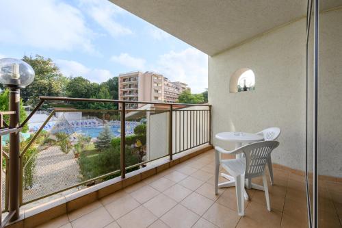 Madara Park Hotel - image 13