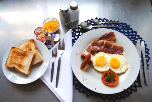 Food and beverages, Oakwood Lodge in Baysvalley