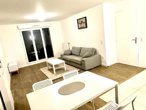 Réf A Chambre à 6 min de Disneyland Paris - Pension de famille - Chessy