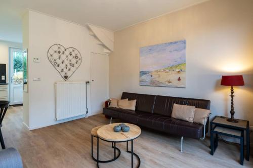 Hello Zeeland - JW Schuurmanstraat 116 in Domburg