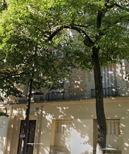 Bright & Cozy Paris Stay near Montparnasse - image 12