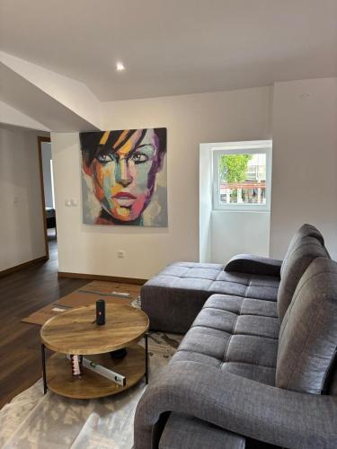 Moradia moderna renovada a 1km do centro da Vila de Melgaço gîte à louer Rasa