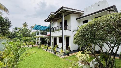 . Green Villa Matale