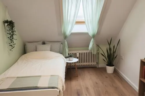 L21-Apartment Alsdorf, 3 Zimmer, 4 Betten, Standardisierte Ausstattung, ideal für Reisende, Pendler, Familien in Alsdorf, Deutschland