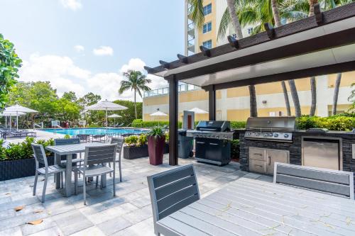 Golden Bay 504 in Sunny Isles Beach
