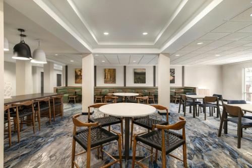 Fairfield Inn & Suites Memphis Olive Branch - image 12