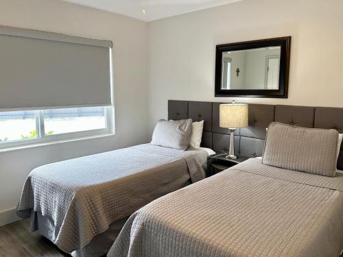 PalmettoBay #3, 2 Bedroom4 Twin BedsPark 2 Cars in Palmetto Bay (FL)
