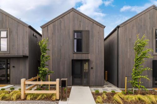 The Little Loop Townhouse - main image