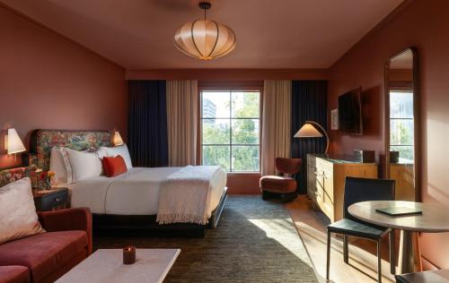 Hotel Daphne - image 11