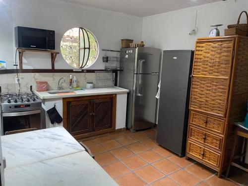 kuhinja, Casa a 5min a pé da Praia de Geribá (Casa a 5min a pe da Praia de Geriba) in plaža Geriba