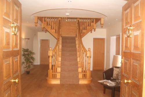 Лоби, Woodhouse Farm Lodge in Сполдинг