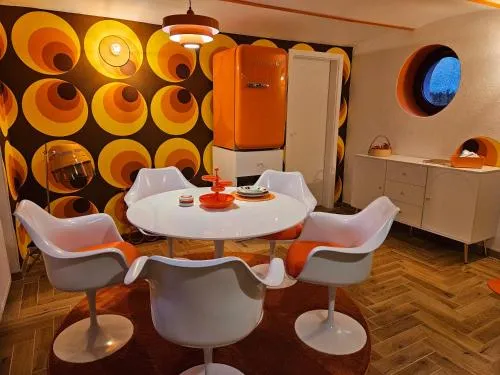 Retro-Apartment 70er-Jahre in Niederneisen, Deutschland