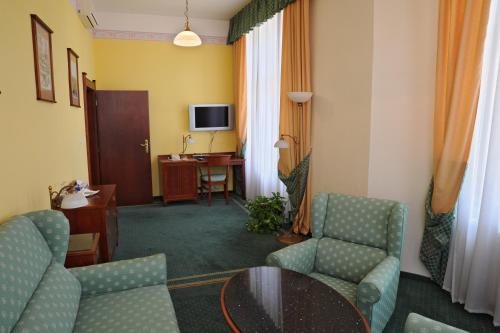 Grandhotel Garni - image 12