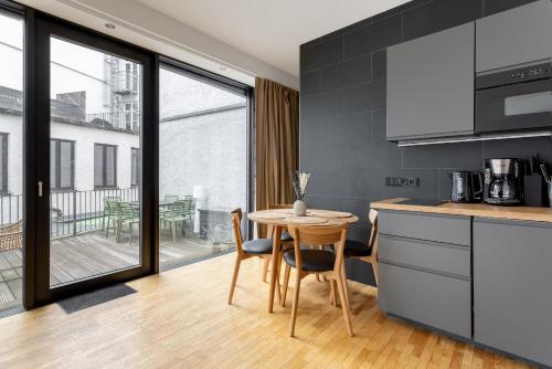 Global Living - Design Apartment I Rathausplatz I Kitchen I Augsburg - Augsbourg